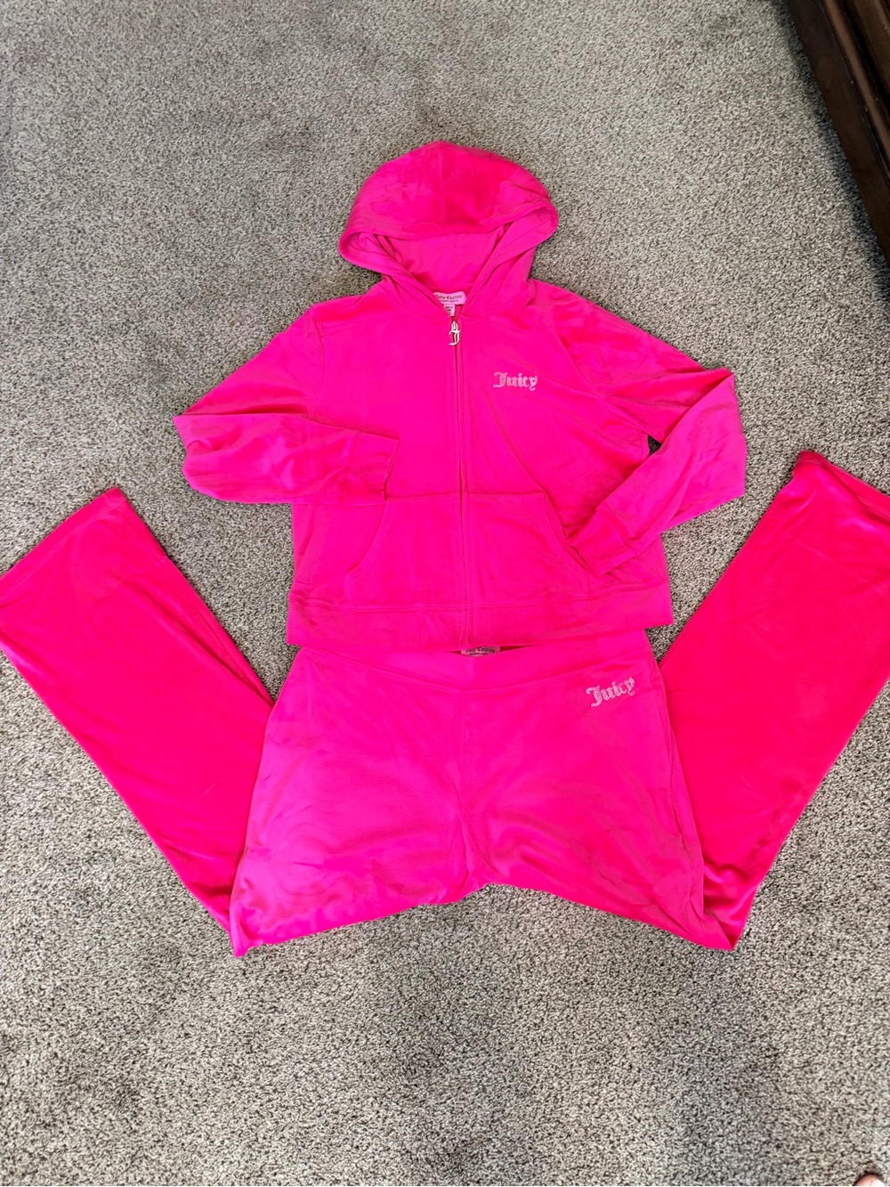 Juicy Couture Womens Hot Pink Velour Hoodie & Pants Set